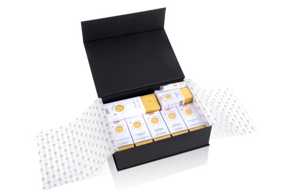 Gift set "EXCLUSIVE SKIN CURE SET with 8 intensive care products" G21006_14 Gift set "EXCLUSIVE SKIN CURE SET with 8 intensive care products" G21006_14