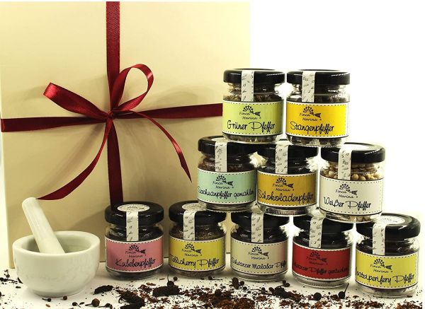Gift set "Pepper and salts of the world in a gift box" G18811_06 Gift set "Pepper and salts of the world in a gift box" G18811_06